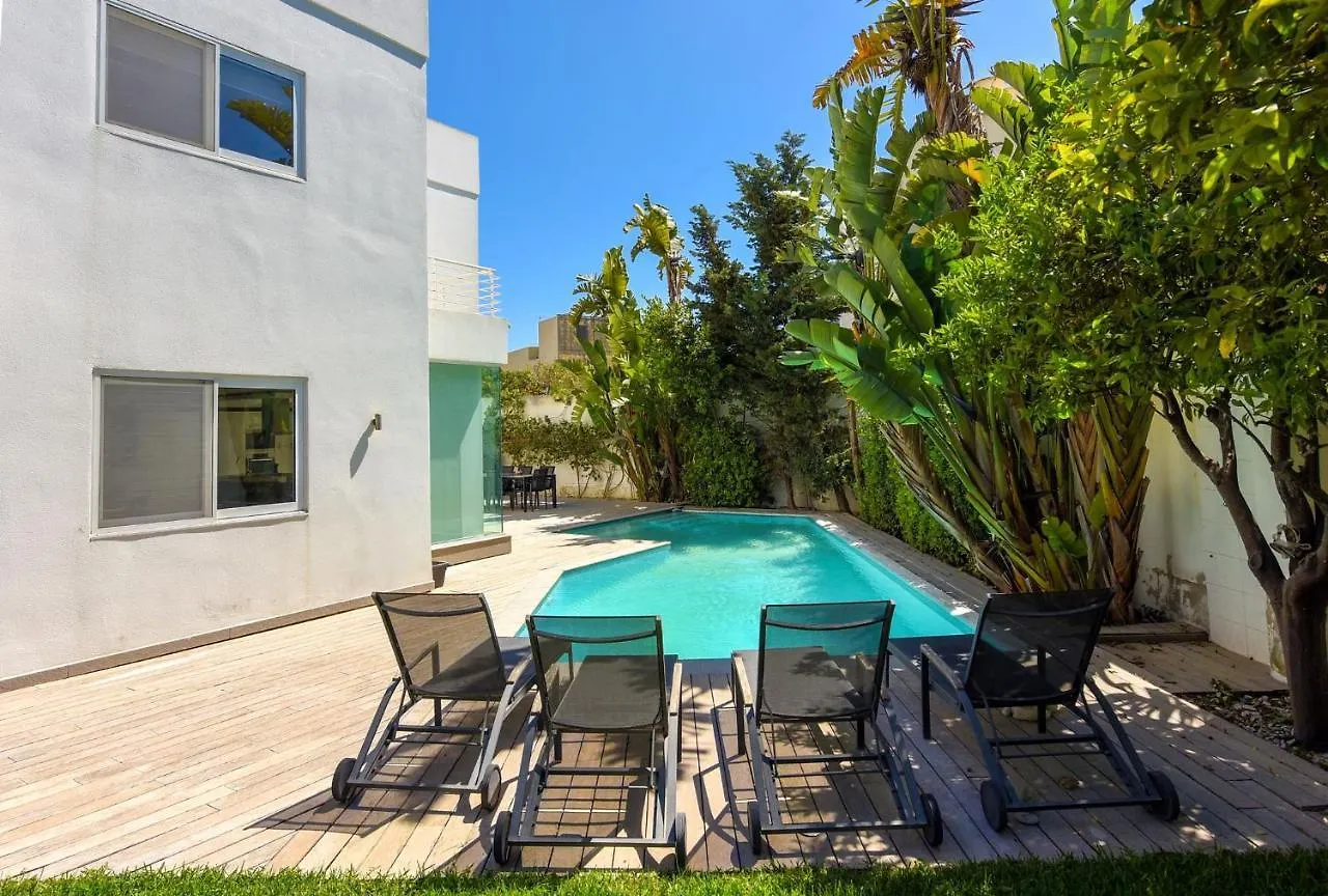 Villa Oasis, A Modern Stylish Villa In Attard
