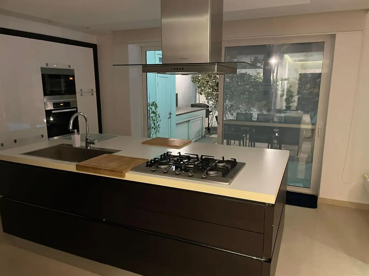 Villa Oasis, A Modern Stylish Villa In Attard