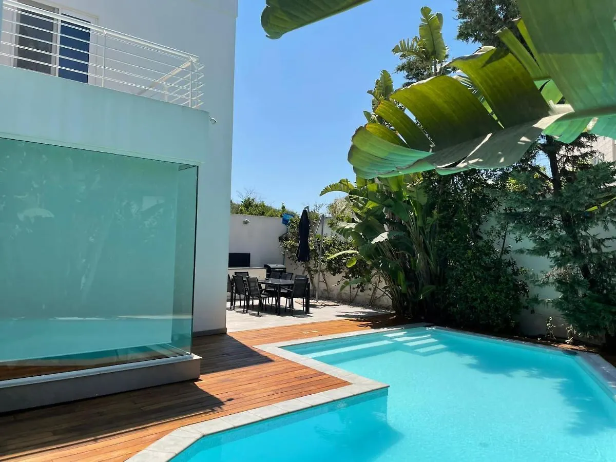 Villa Oasis, A Modern Stylish Villa In Attard